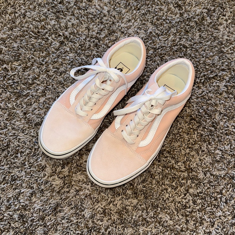 Women’s pink Vans size 8